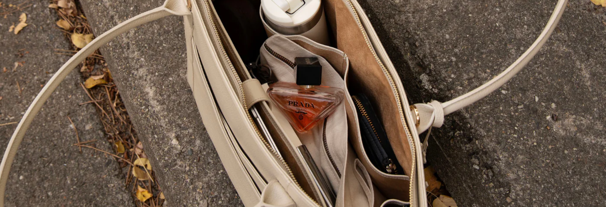 The Leathere Signature Tote – Luxury Made Travel-Ready