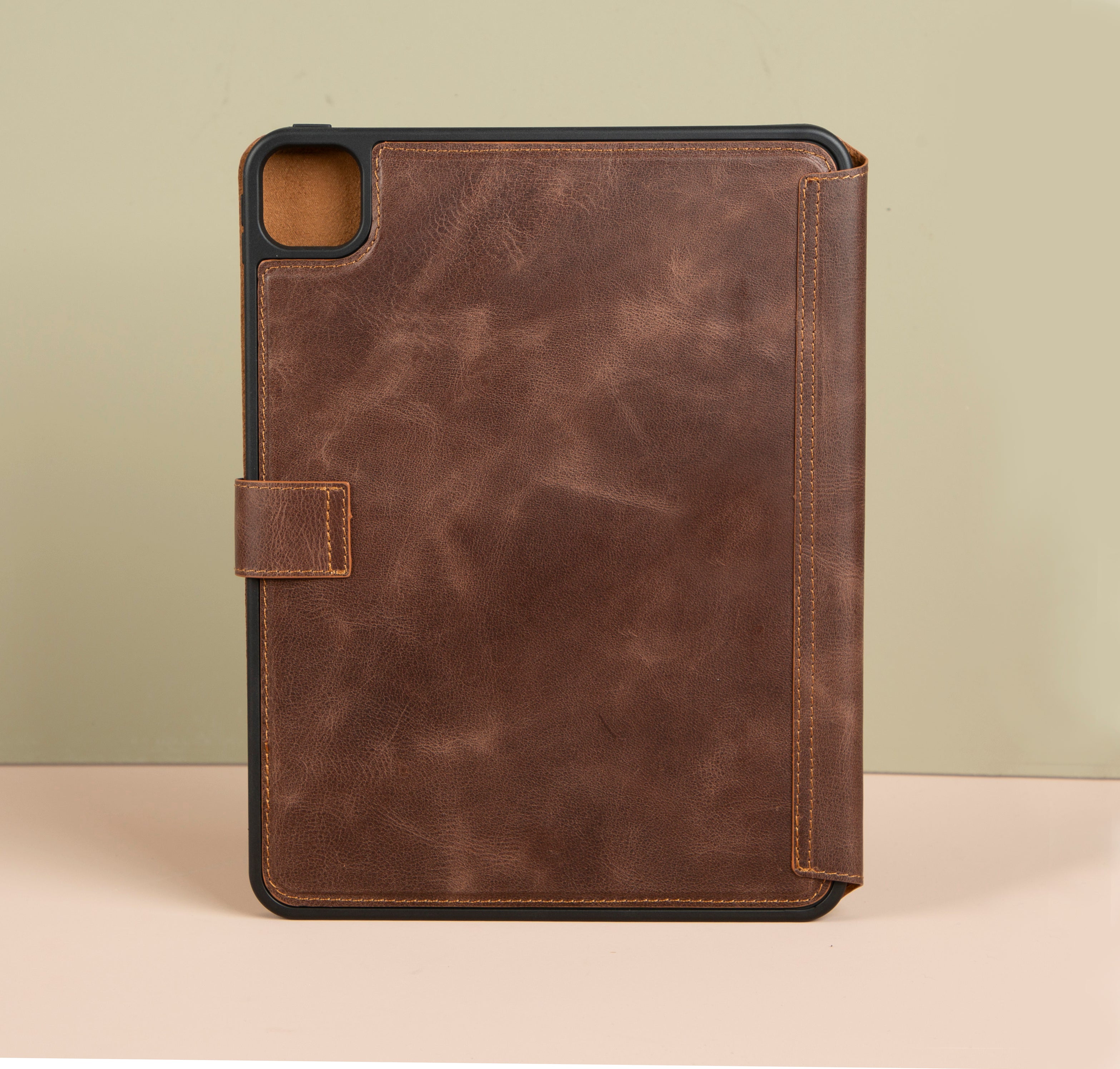 Handcrafted Leather Case for iPad Pro 11 Dark Brown | PATERSON