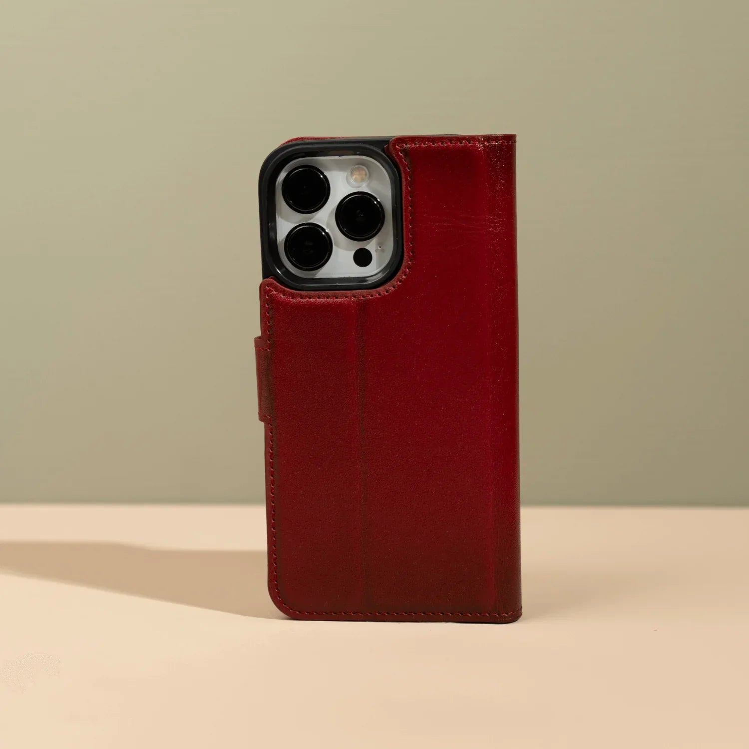 Red Leather iPhone 16 Series Wallet Case - LEATHERE