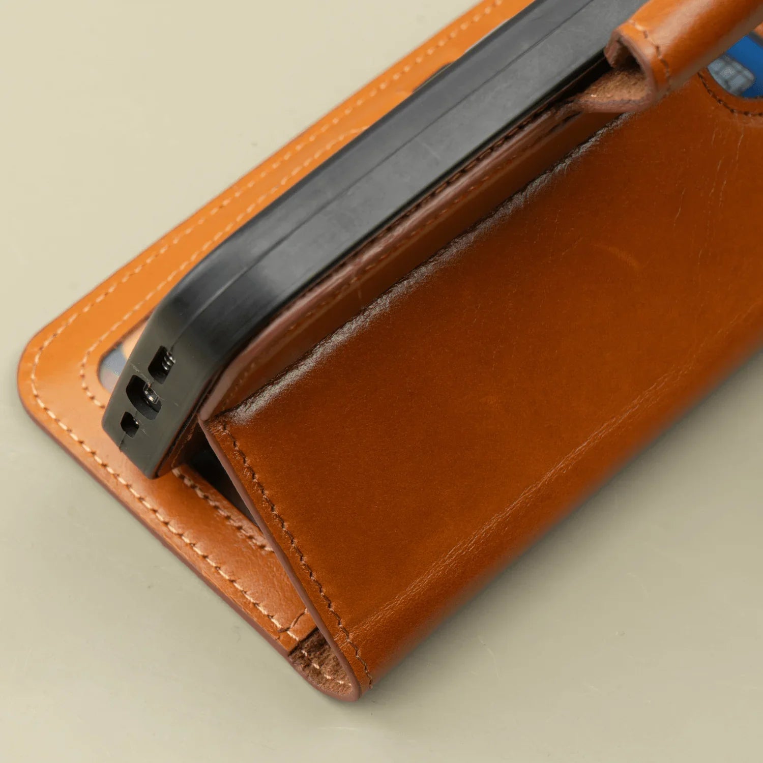 iPhone 16 Series Rustic Brown Leather Wallet Case - New York