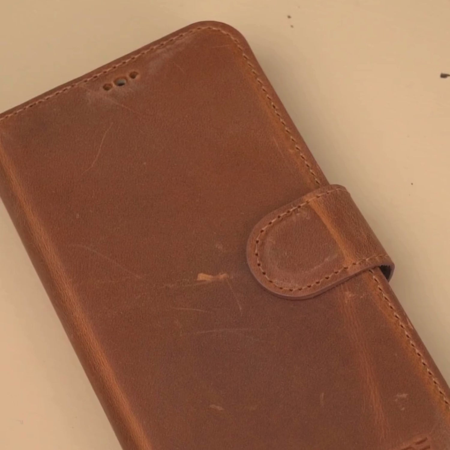 Brown Leather iPhone 16 Series Wallet Case - LEATHERE