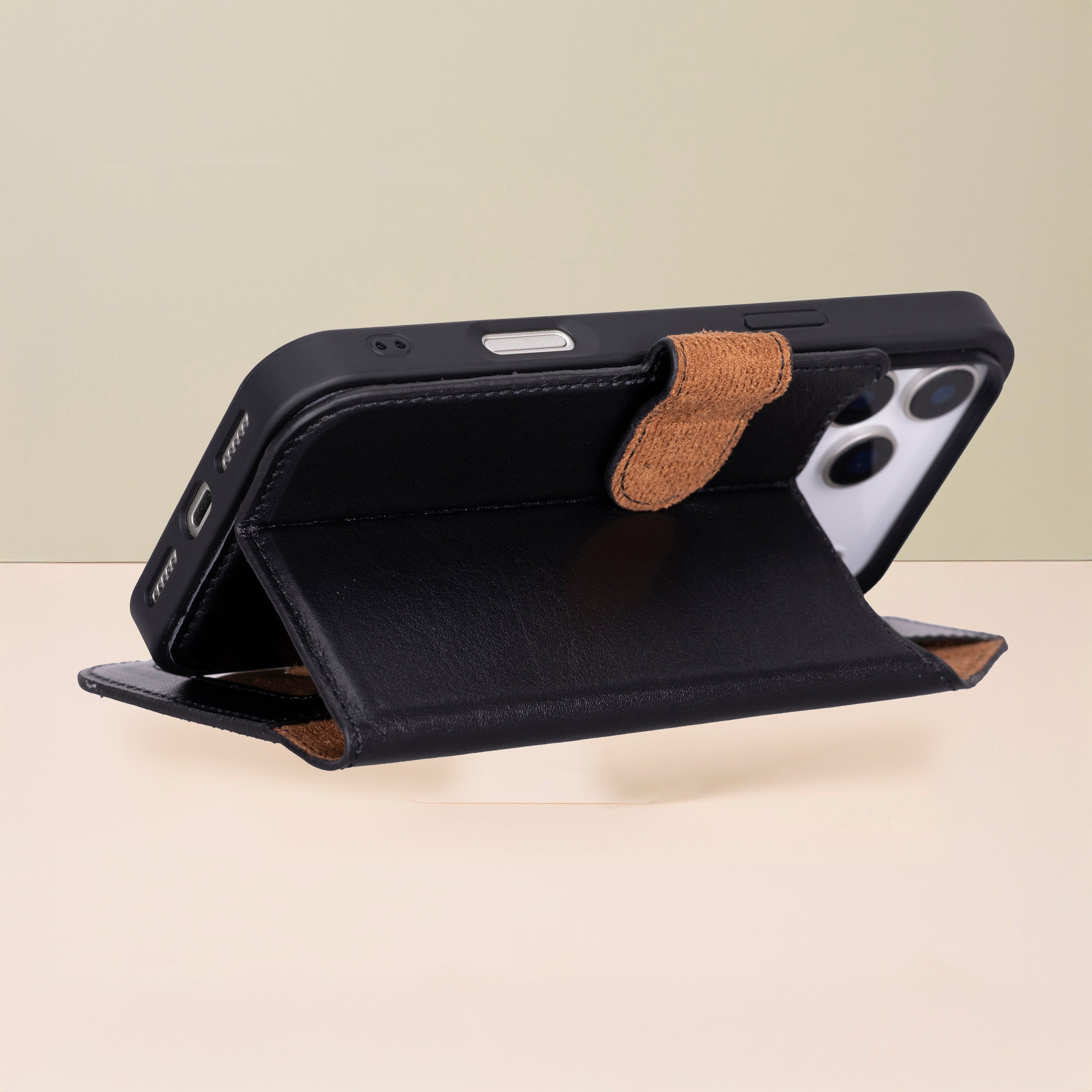 Leather iPhone 17 Pro Max Wallet Case – Black - Austin