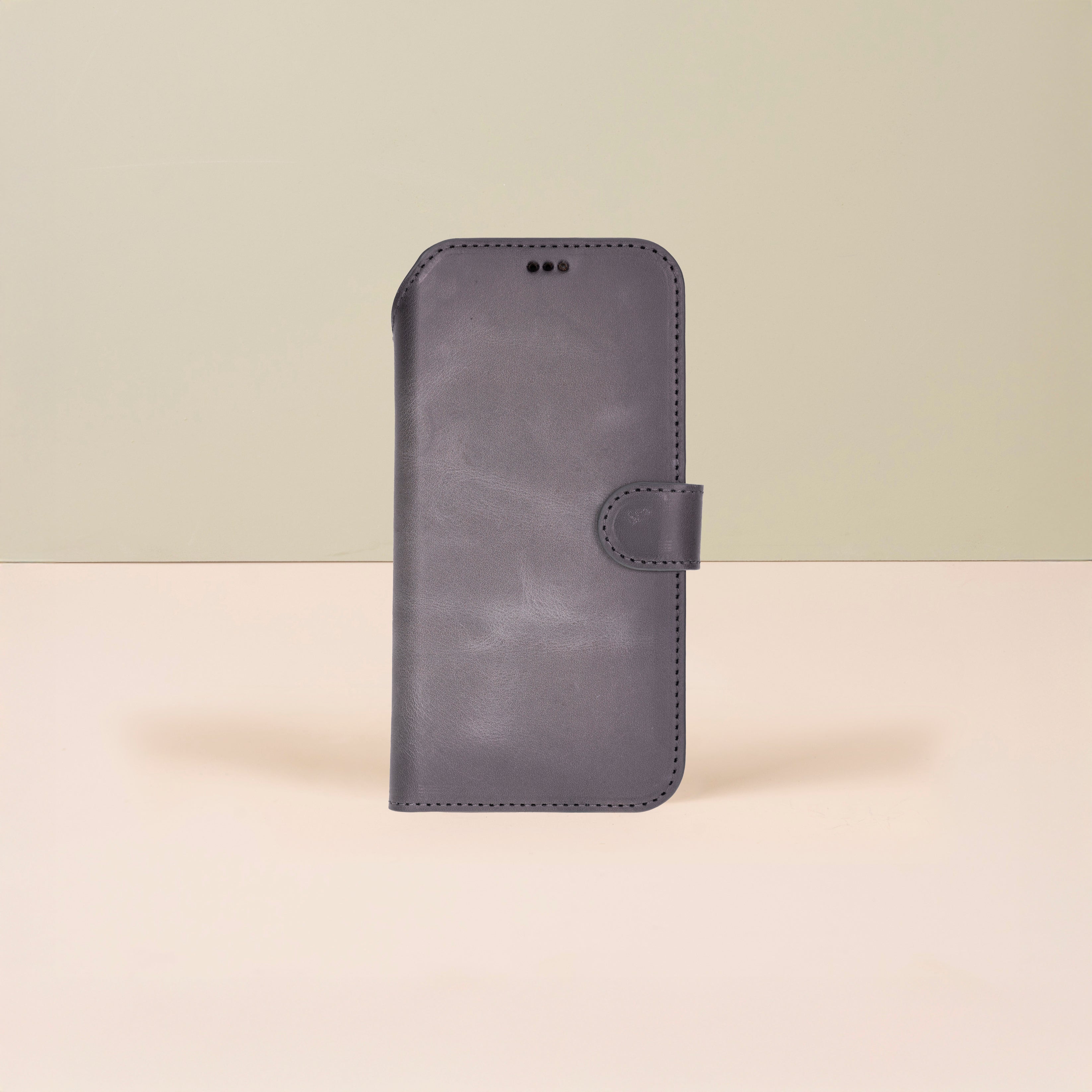 Leather iPhone 17 Pro Max Wallet Case – Gray - Austin