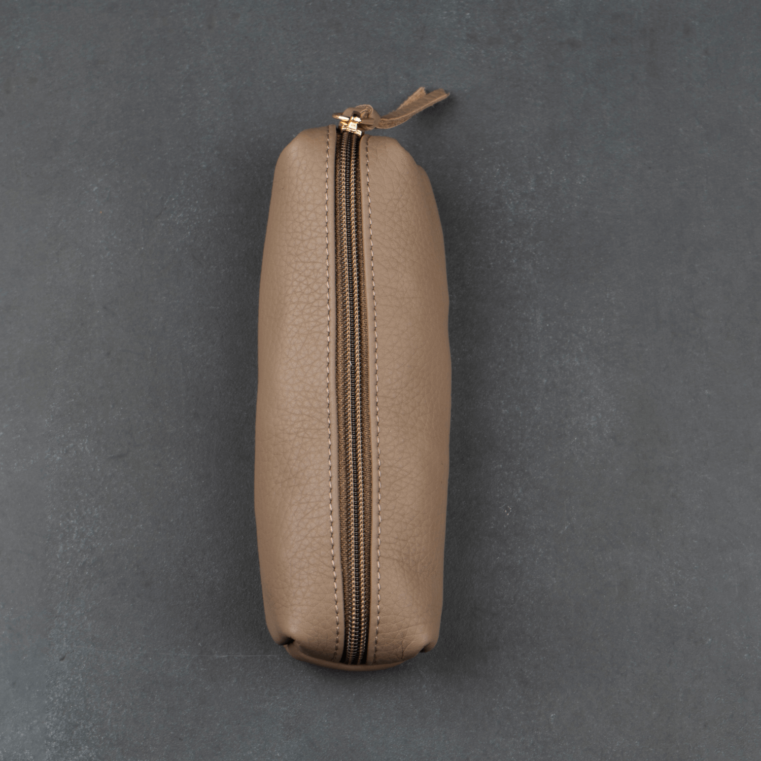 Elegant Leather Makeup Bag - Cream - Aurora