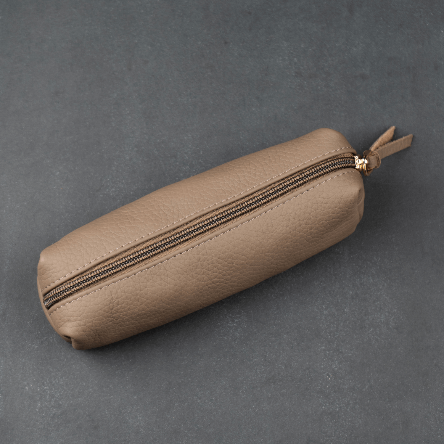 Elegant Leather Makeup Bag - Cream - Aurora