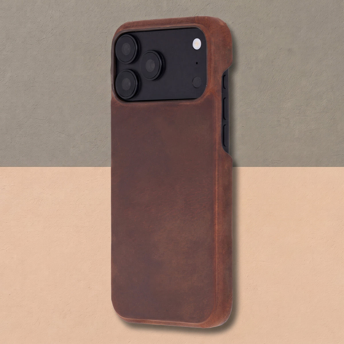 Charleston Antique Brown Leather MagSafe Case for iPhone 18 Pro Max