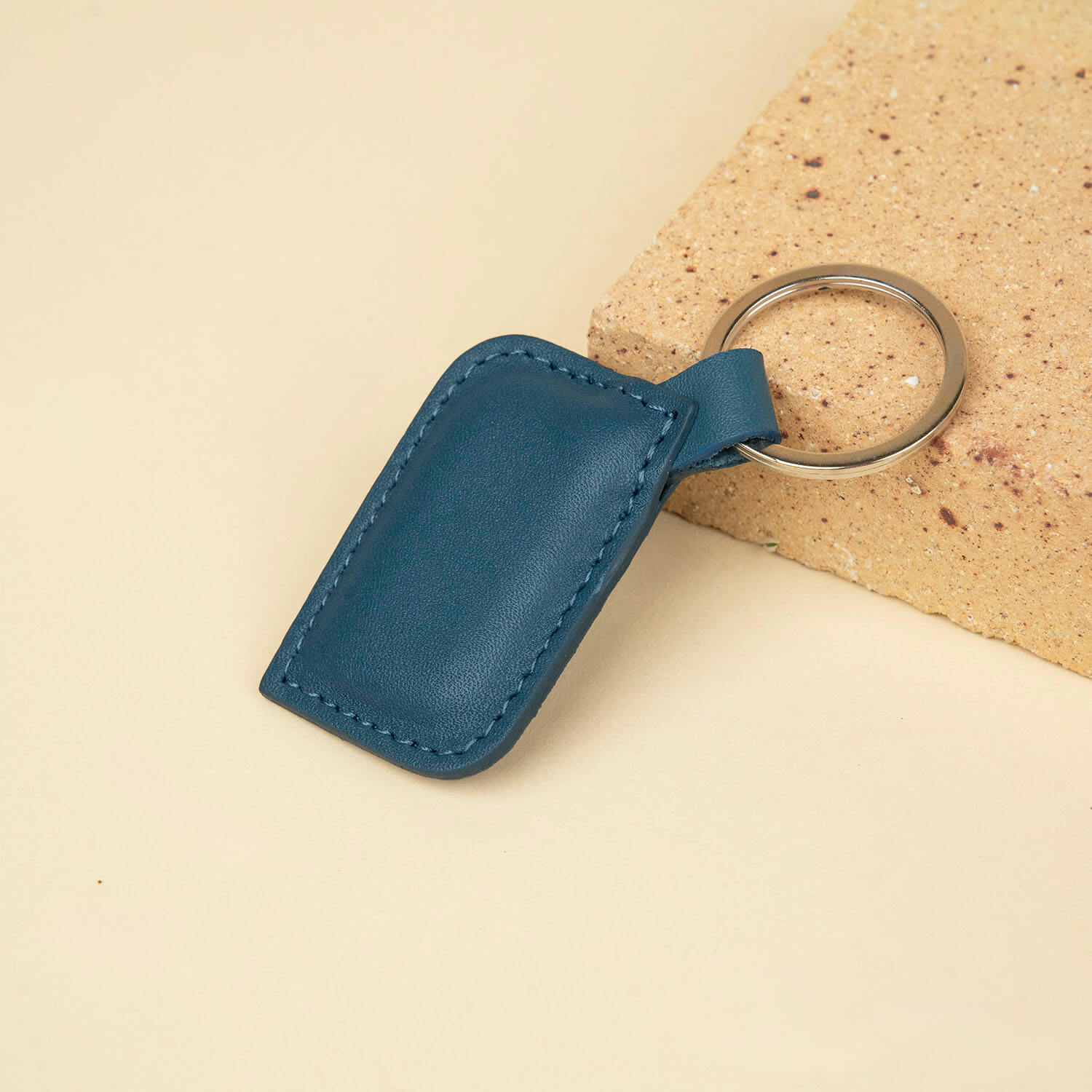 Stylish Leather Keychain - Blue - Burbank