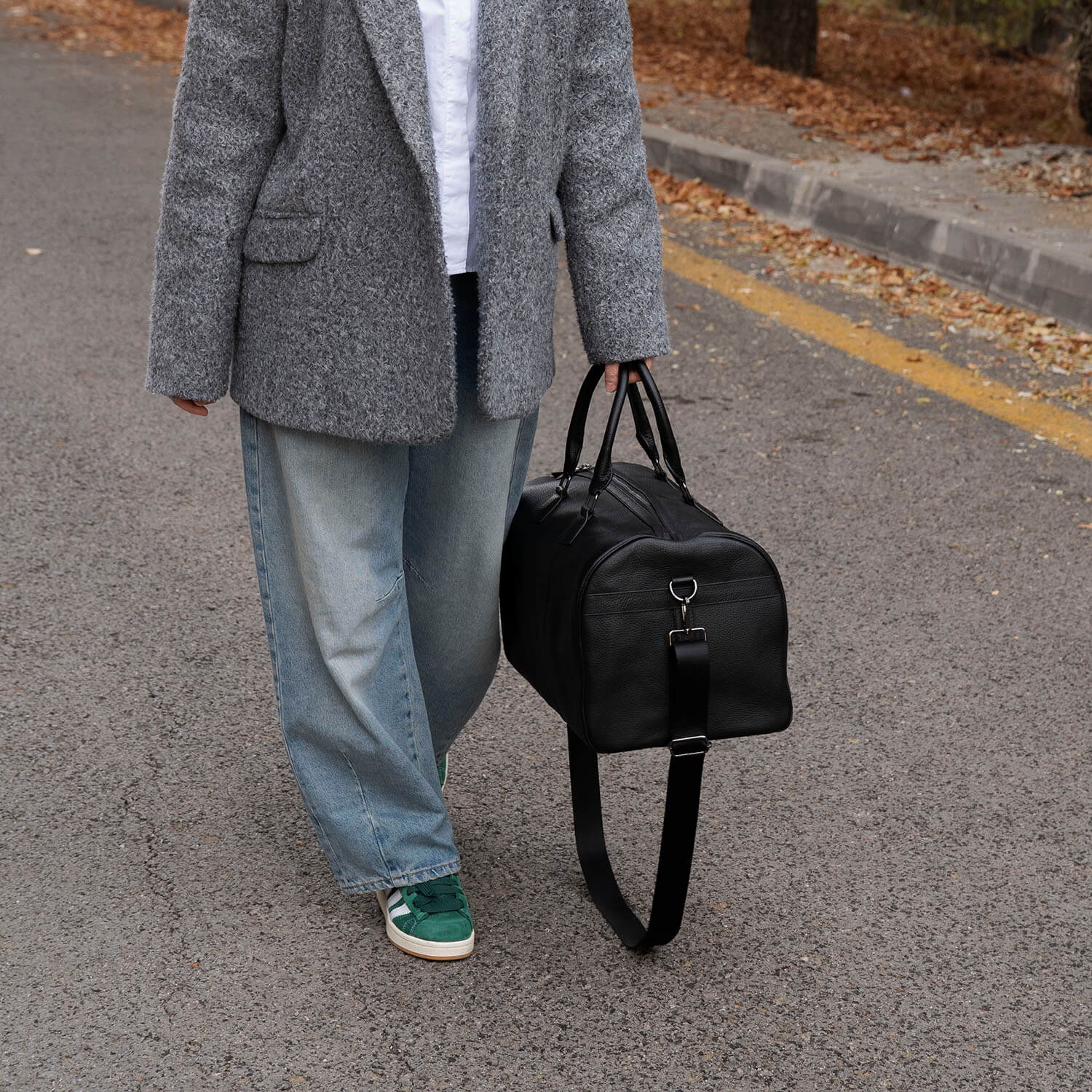 Vintage Leather Weekender Bag - Black - Edison