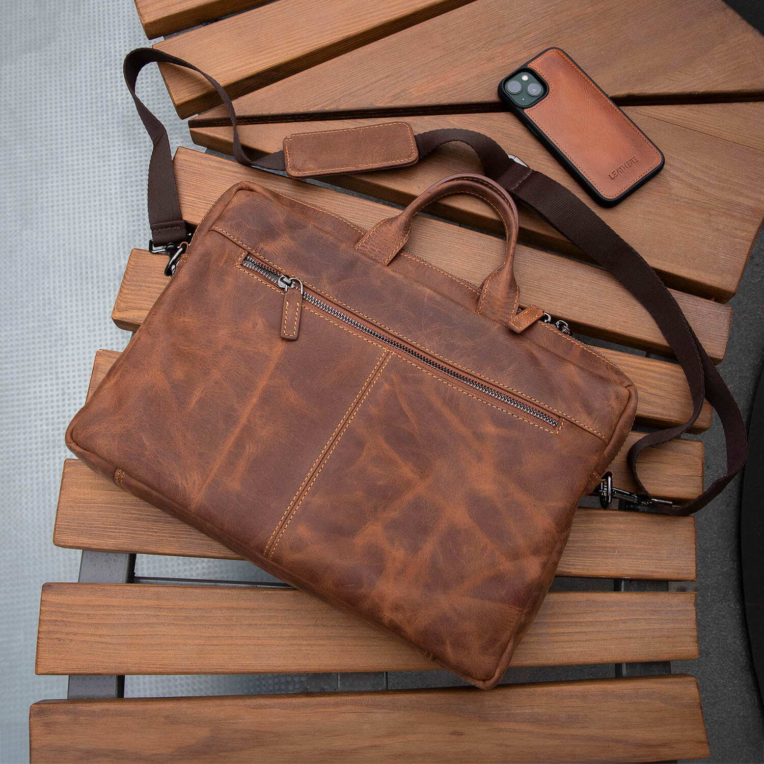 Classic Leather Laptop Bag - Dark Brown - Hollywood