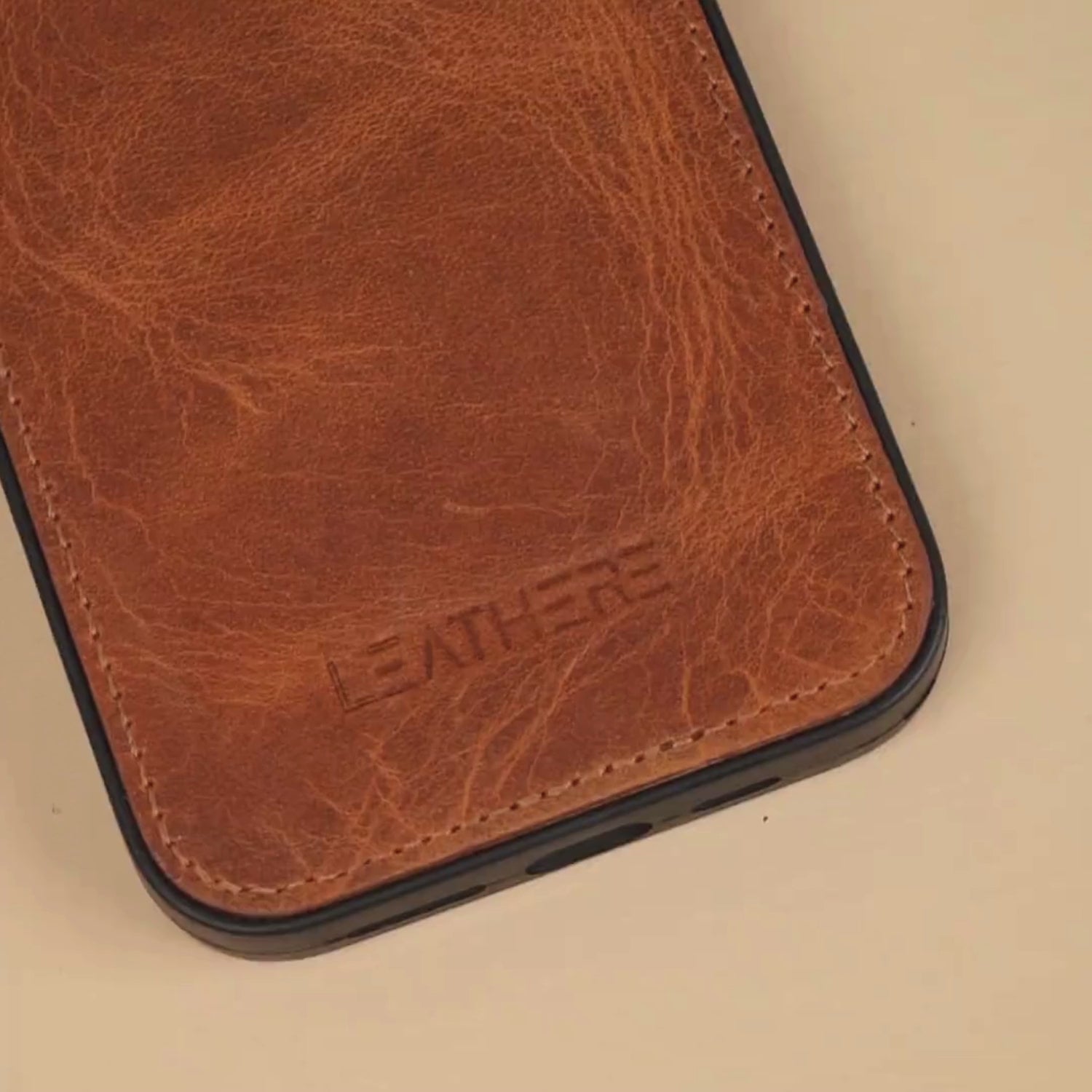 Brown Leather iPhone 16 Series Snap-On Case - LEATHERE